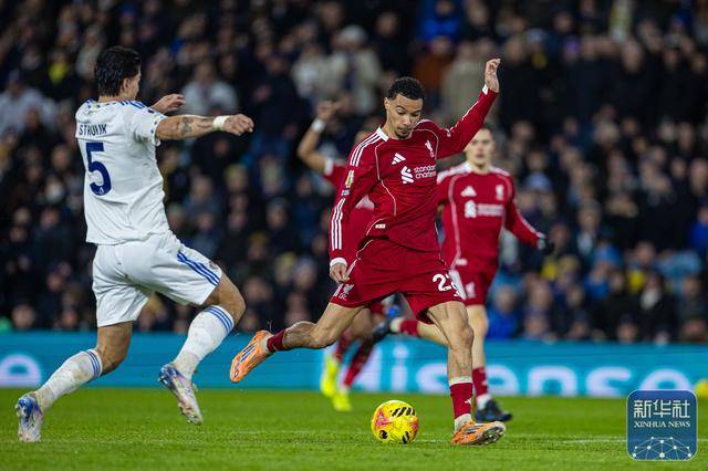 足球 | 英超：利物浦战平利兹联