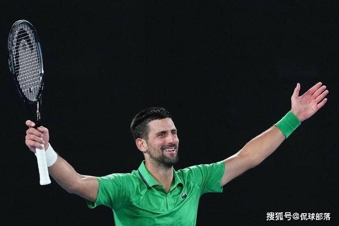 泪目！38岁德约跪地仰天长啸 决胜盘救8个破发点+鏖战4小时进决赛